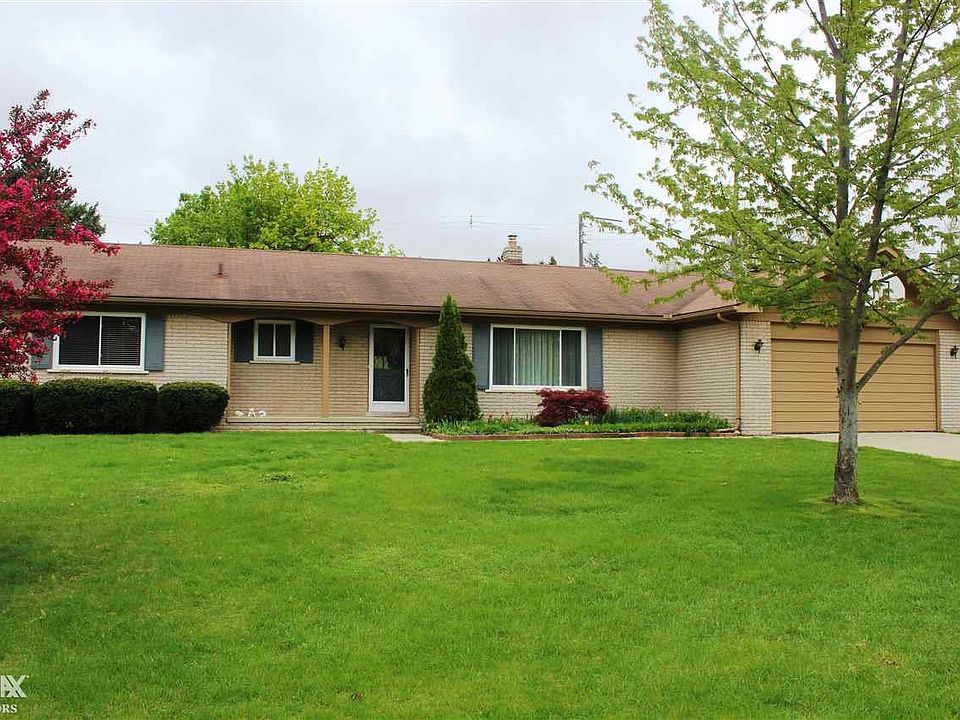 1st image of 55129 Belle Rose Dr