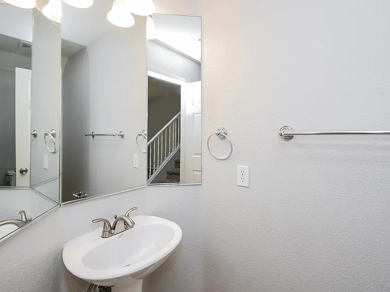 4327 Hera Temple Ave — Photo 15