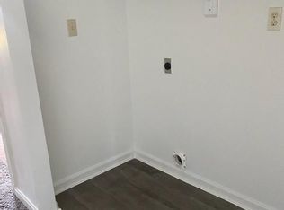 1574 Illinois Rd #8, Radcliff, KY 40160