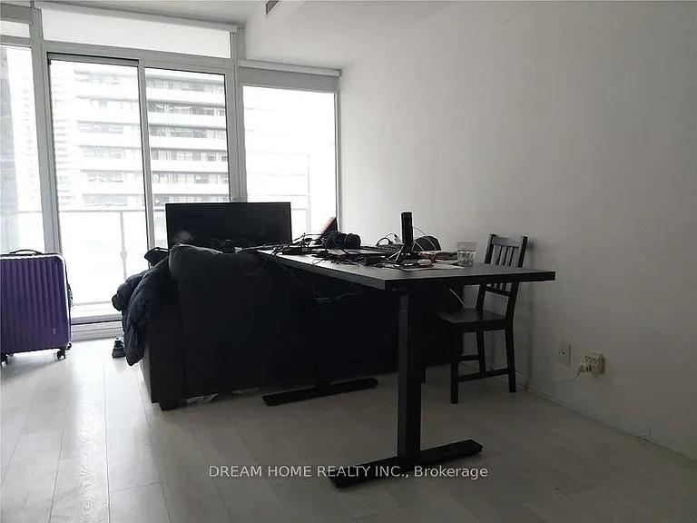 125 Peter St #2110 — Photo 4