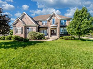 26436 Silverleaf Dr, Plainfield, IL 60585