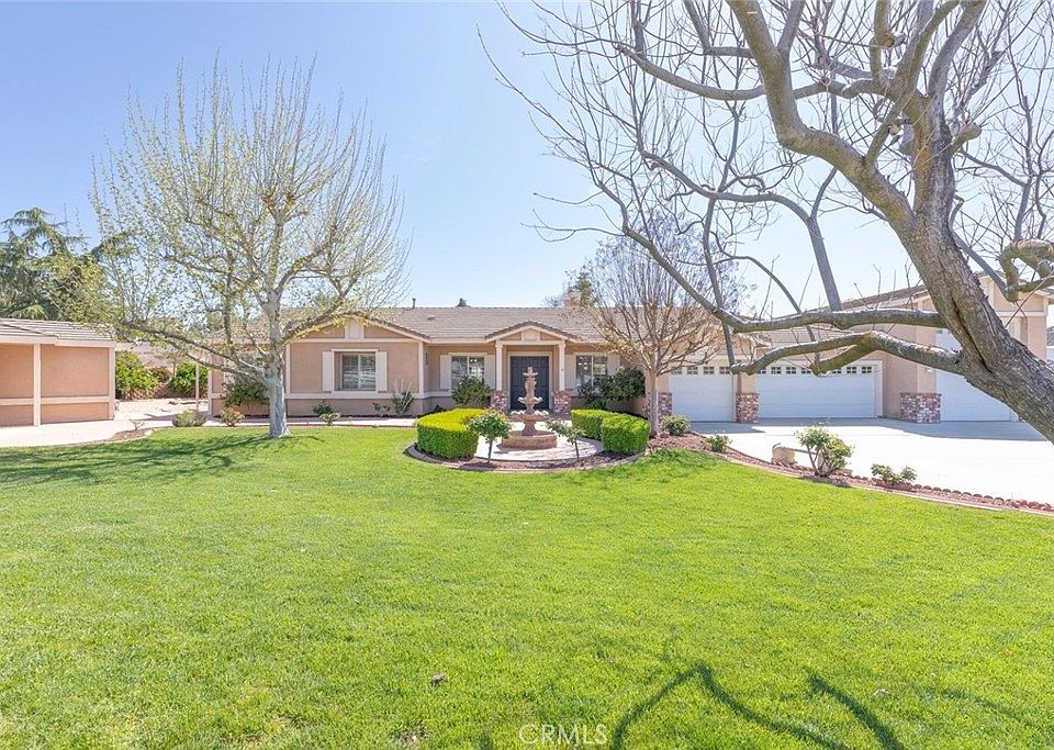 iio♡ 23526 Piedras Rd, Perris, CA 92570 | Zillow