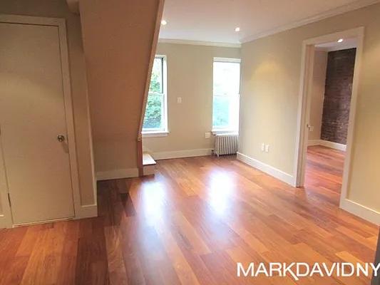 Rented by Mark David | media 52