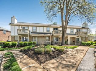 1450 Bluebird Ter, Saint Louis, MO 63144