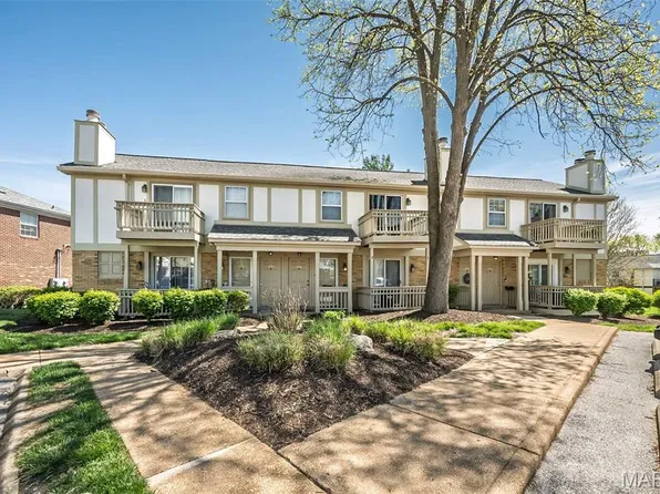 1450 Bluebird Ter, Saint Louis, MO 63144
