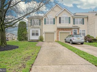 54 Hearthstone Ln, Marlton, NJ 08053