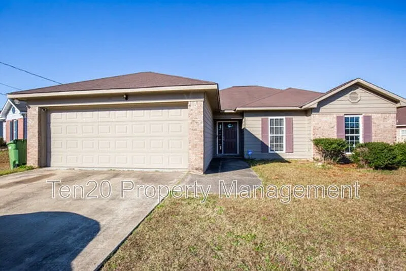3 bed, 2.0 bath, 1458 sqft, $1,575 — Photo 1