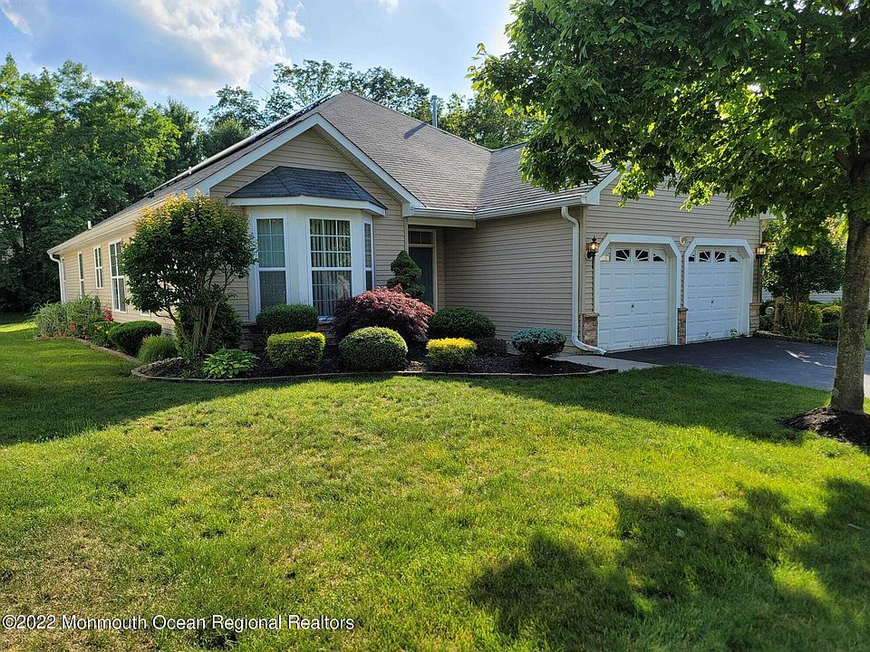 1st image of 8 Enclave Blvd