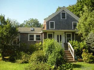 24 Manwaring Rd, Shelter Island, NY 11964