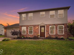9960 Youngwood Ln, Fishers, IN 46038
