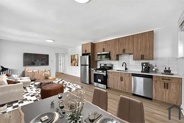 6312 N Artesian Ave #3E — Photo 4