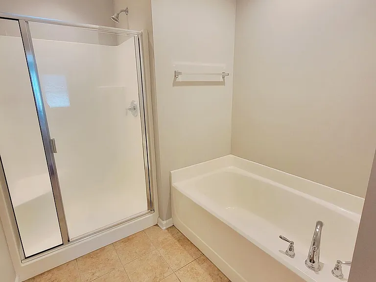 2425 Swans Rest Way — Photo 31