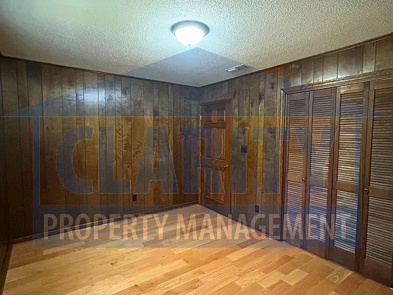 912 Fairmont Ave NW — Photo 35