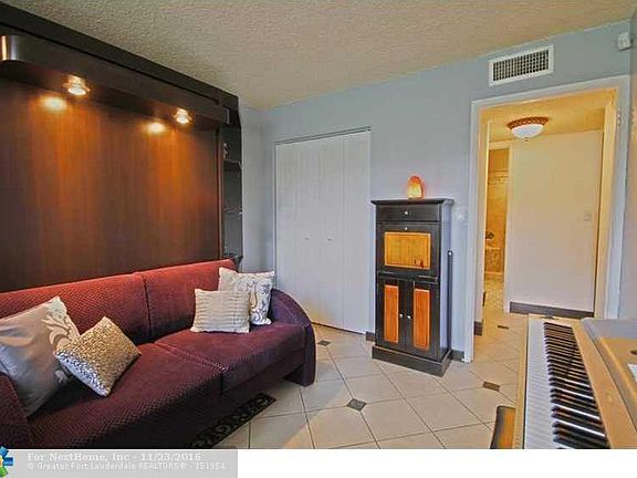 3rd image of 9451 Evergreen Pl APT 103