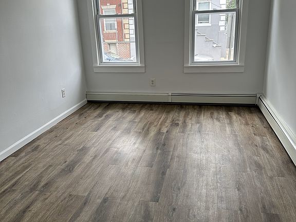 4th image of 335 N 10th St Floor 1