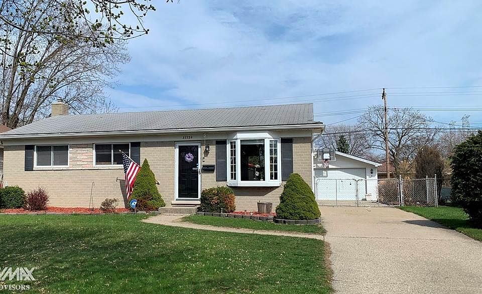 1st image of 37724 Longacre Dr