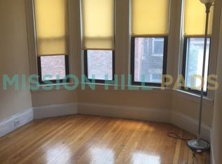 824 Huntington Ave, Boston, MA 02115