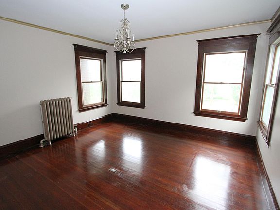 4th image of 5 Claremont St