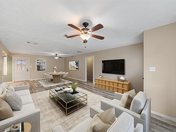5th image of 20308 Lana Ln