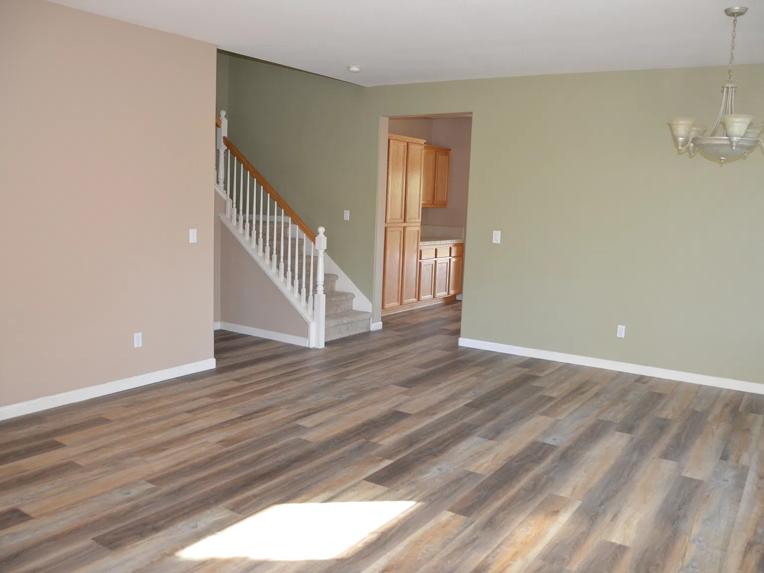 4928 Concordia Dr — Photo 2