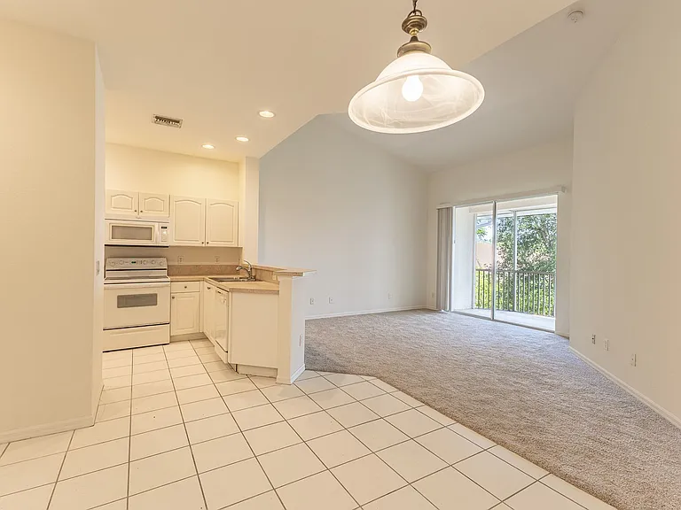 4255 Liron Ave #202 — Photo 5