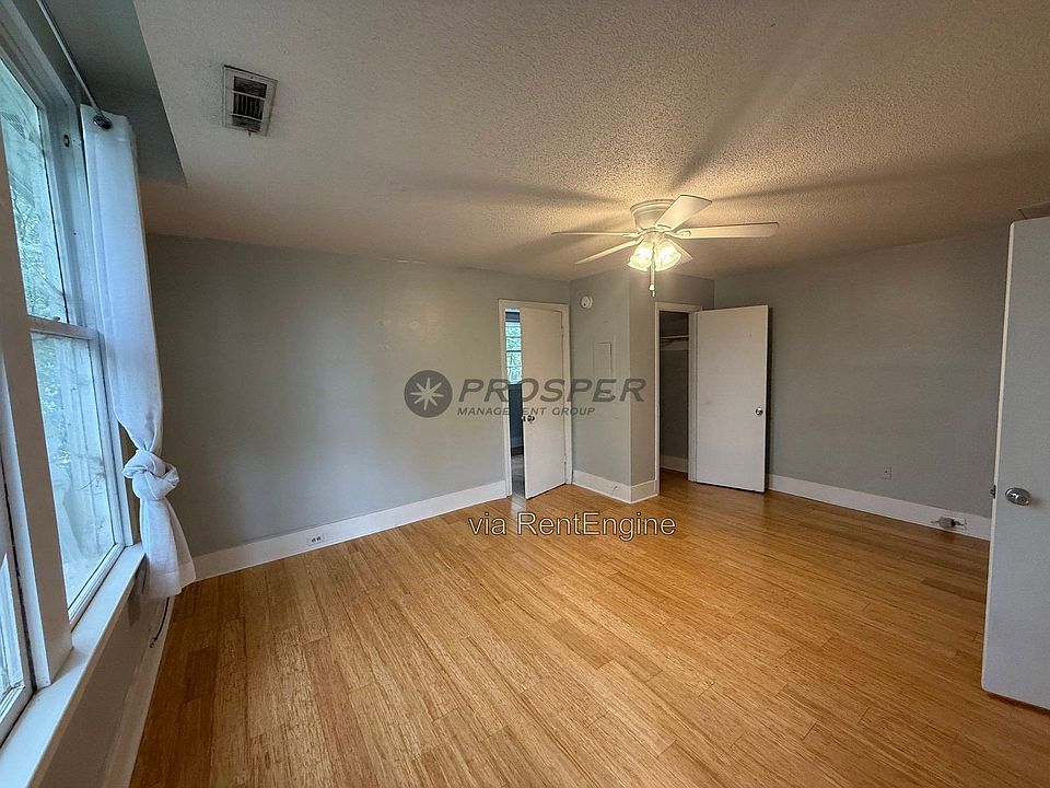 1st image of 221 Congress St APT 3