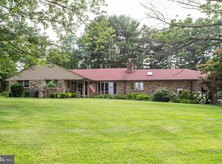 600 Moredon Rd, Huntingdon Valley, PA 19006