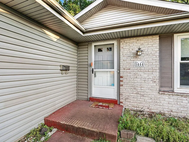 3444 Woodpath Dr — Photo 28
