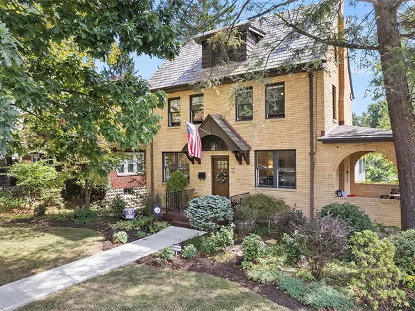 129 Ordale Blvd, Pittsburgh, PA 15228