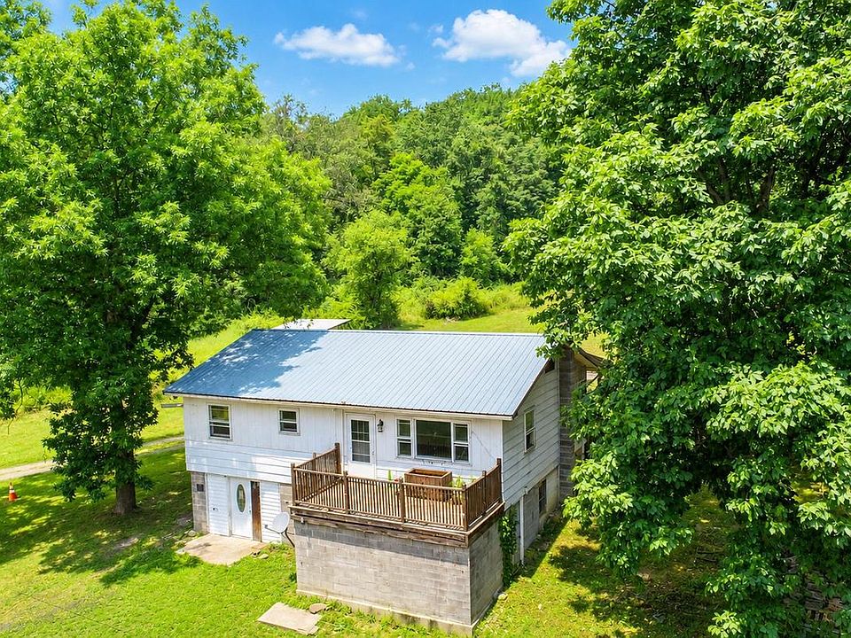 1st image of 828 Lee Rd