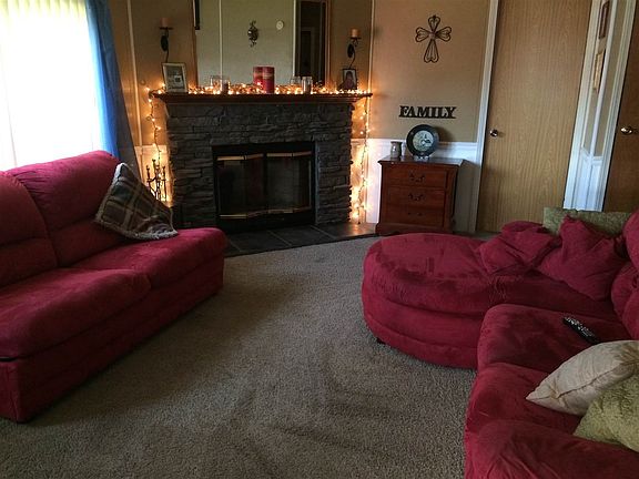 3rd image of 56734 Burbank St