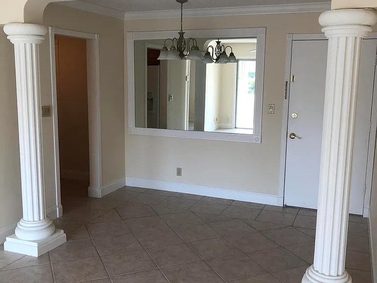 3040 NE 16th Ave #303 — Photo 4