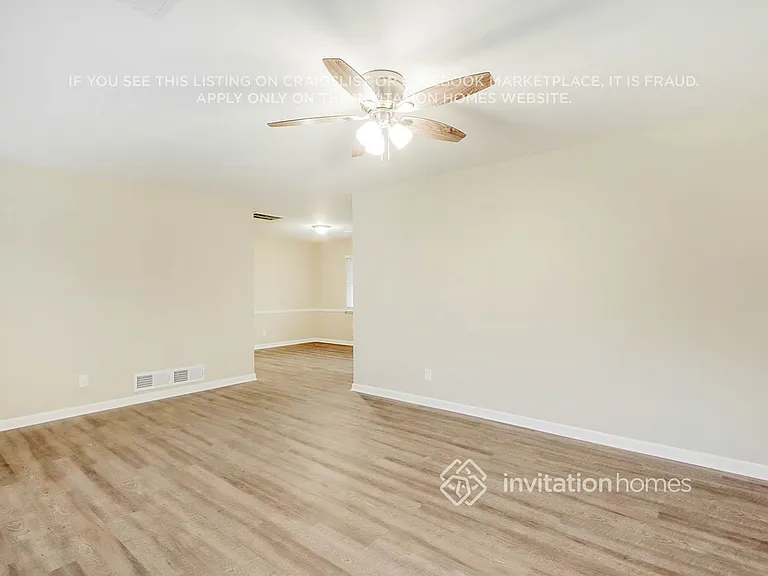 2365 Shamrock Dr — Photo 5