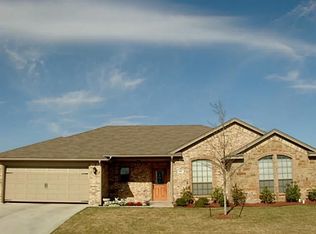 600 Reagan Ln, Burleson, TX 76028