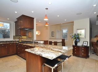 502 McCall St, Waukesha, WI 53186