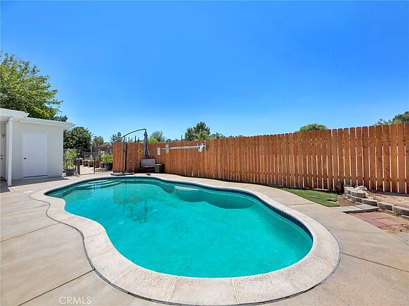 2nd image of 27727 Stardale Dr