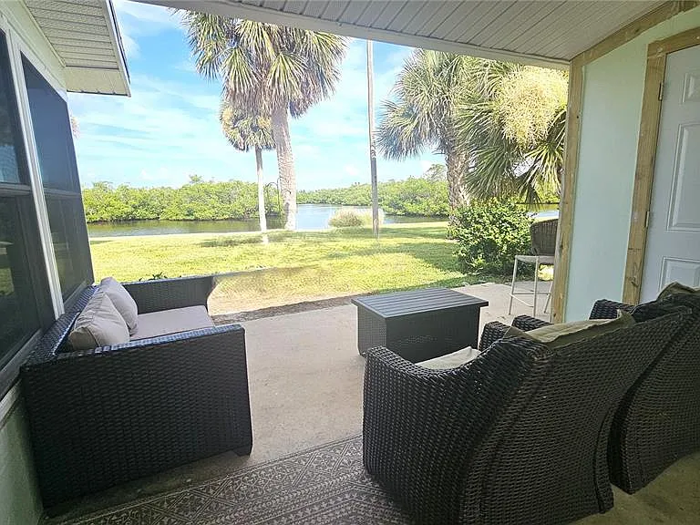 1210 S Maryknoll Rd — Photo 4