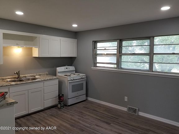 3rd image of 2509 Orange St
