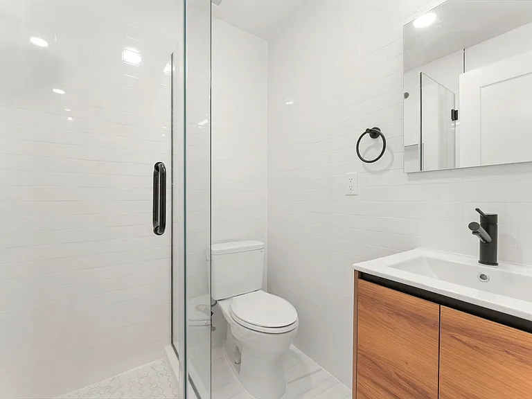 821A Quincy St #2 — Photo 9