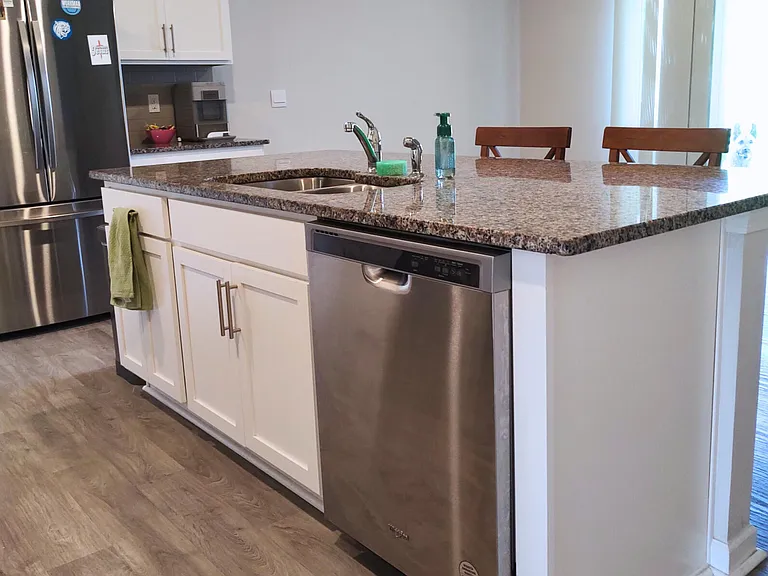 604 Ava St — Photo 14