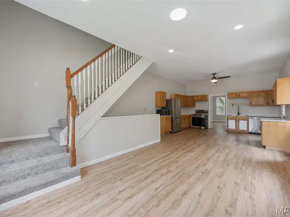 8422 Michigan Ave, Saint Louis, MO 63111