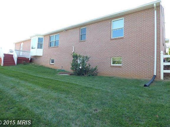 5th image of 163 Dartmouth Dr