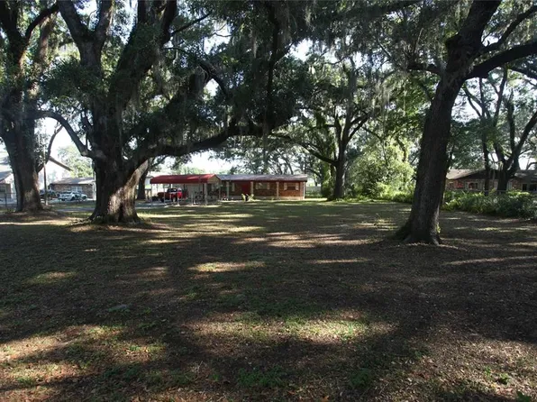 2722 Viola Ln, Valrico, FL 33594