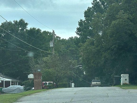 4th image of 5405 Lee Cir