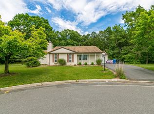128 Garrison Dr, Tinton Falls, NJ 07753