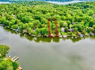 8 Oneida Ave, Hopatcong, NJ 07843