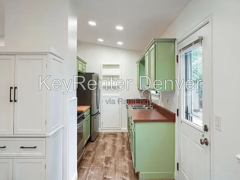 9 S Moline St — Photo 8