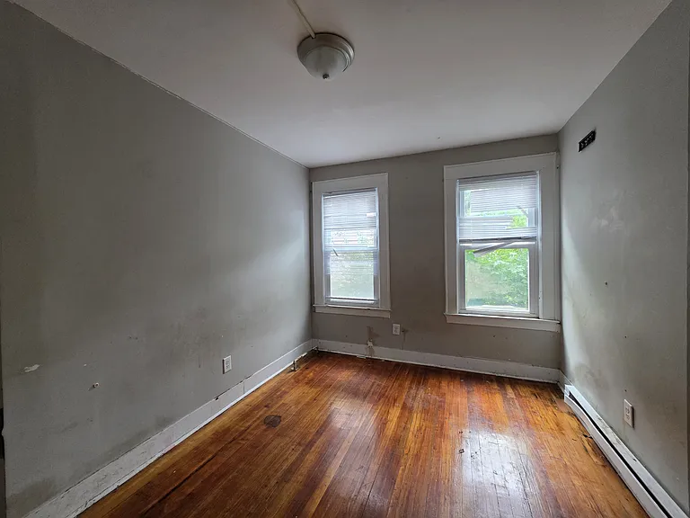 103-105 Lombard St #105-1 — Photo 6