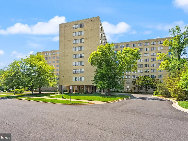 6621 Wakefield Dr #913 — Photo 3