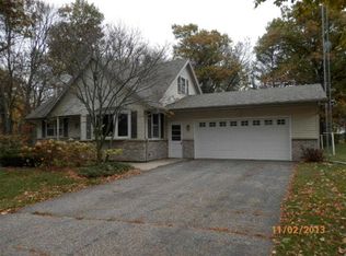 E7248 S Oak Crest Dr, Reedsburg, WI 53959